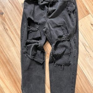 Hollister boyfriend ripped jeans